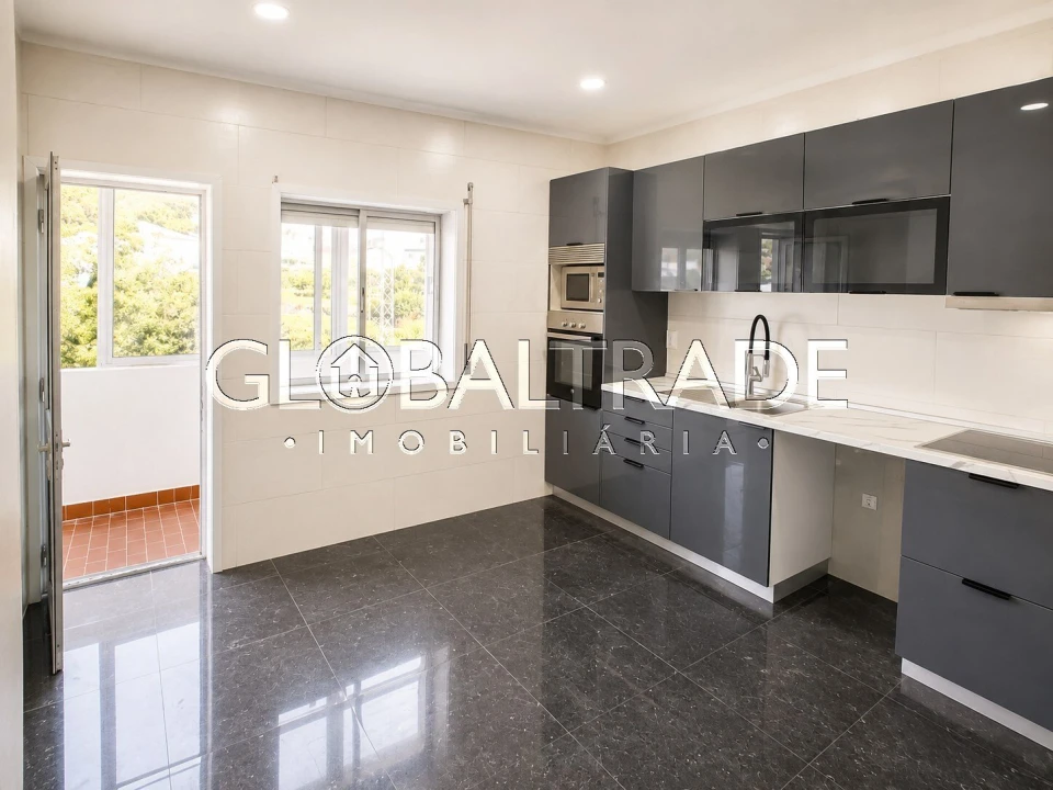 Apartamento T3 para Venda em Fânzeres e São Pedro da Cova Foto 2
