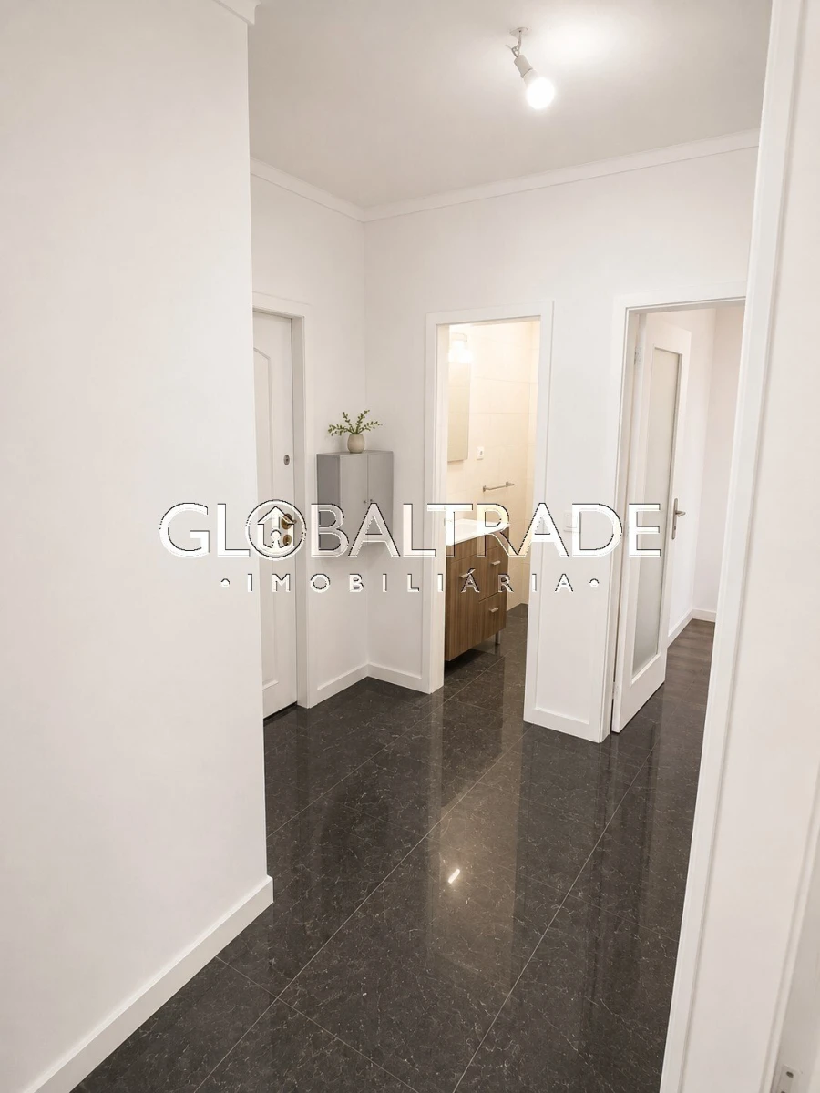 Apartamento T3 para Venda em Fânzeres e São Pedro da Cova Foto 11