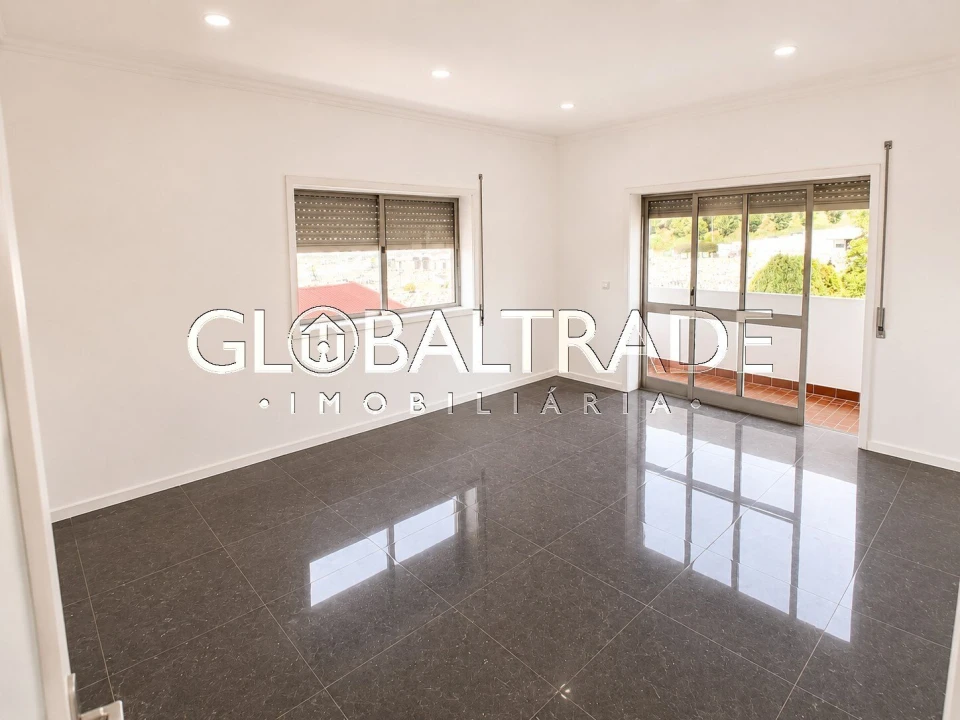Apartamento T3 para Venda em Fânzeres e São Pedro da Cova Foto 8