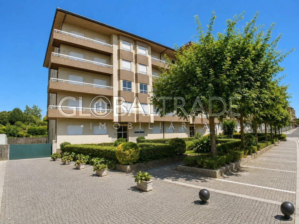 Apartamento T3 para Venda em Fânzeres e São Pedro da Cova Foto 1