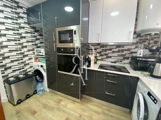 Apartamento T1 para Arrendamento férias em Carnaxide e Queijas Foto 10