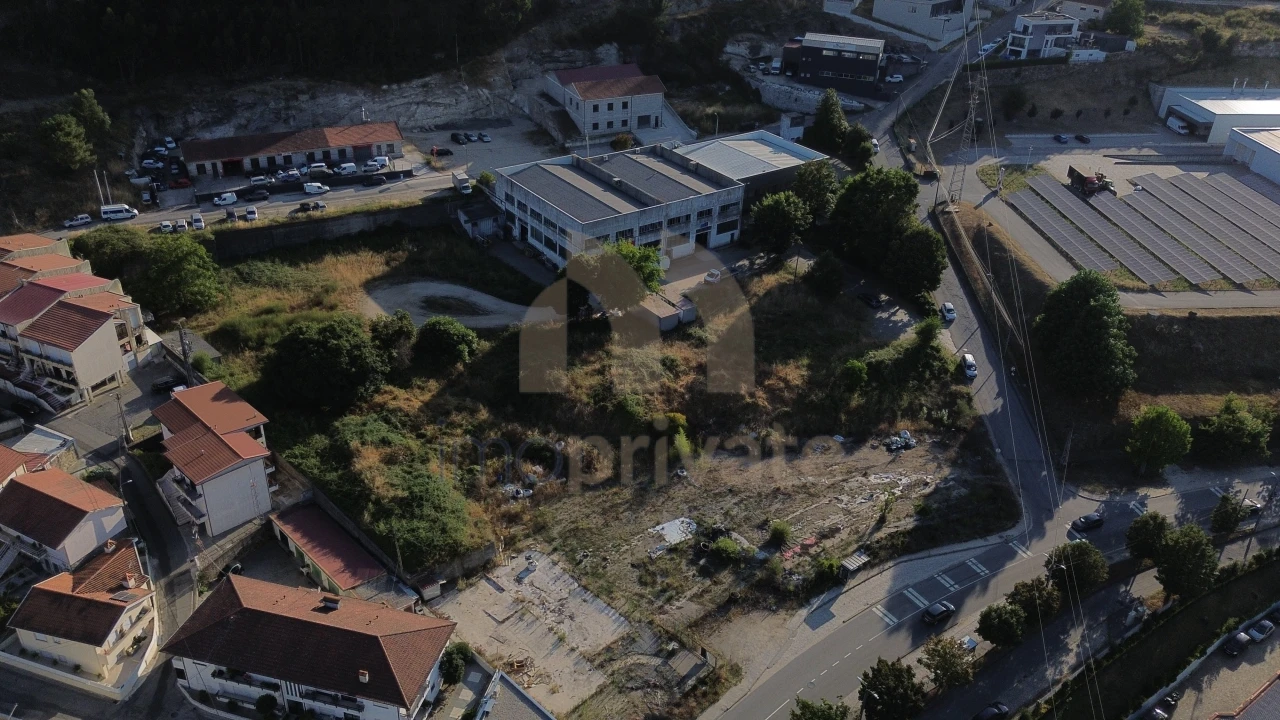 Terreno para Venda em Caldas de Vizela (São Miguel e São João) Foto 4