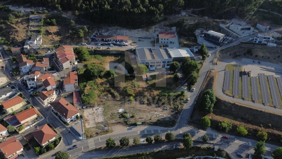 Terreno para Venda em Caldas de Vizela (São Miguel e São João) Foto 3