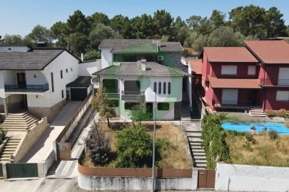 Moradia T4 para Venda em Valpaços e Sanfins