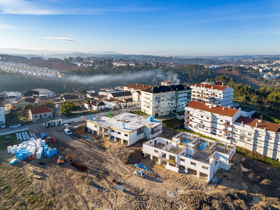 Apartamento T3 para Venda em Leiria, Pousos, Barreira e Cortes Foto 9