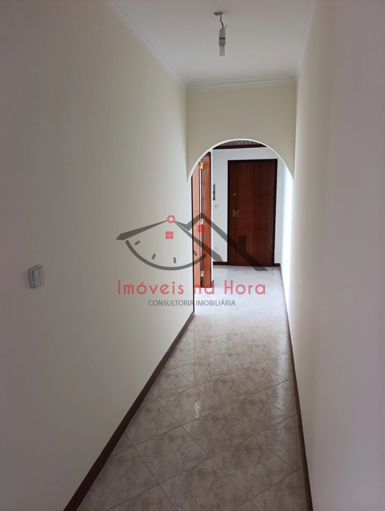 Apartamento T2 para Venda em Algueirão-Mem Martins Foto 4