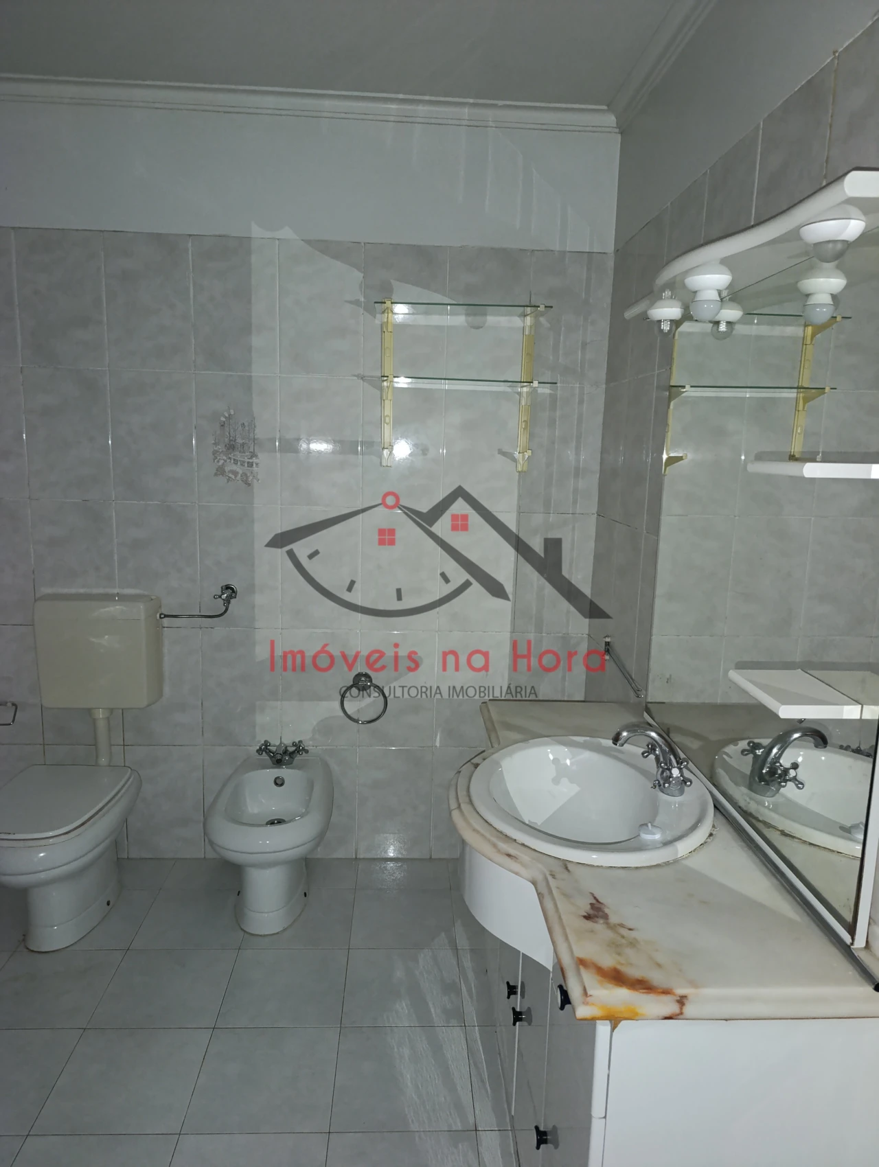 Apartamento T2 para Venda em Algueirão-Mem Martins Foto 15