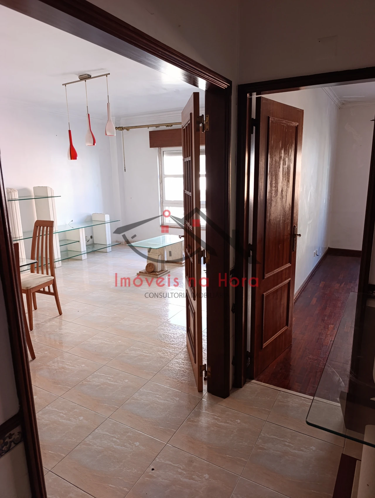 Apartamento T2 para Venda em Algueirão-Mem Martins Foto 2