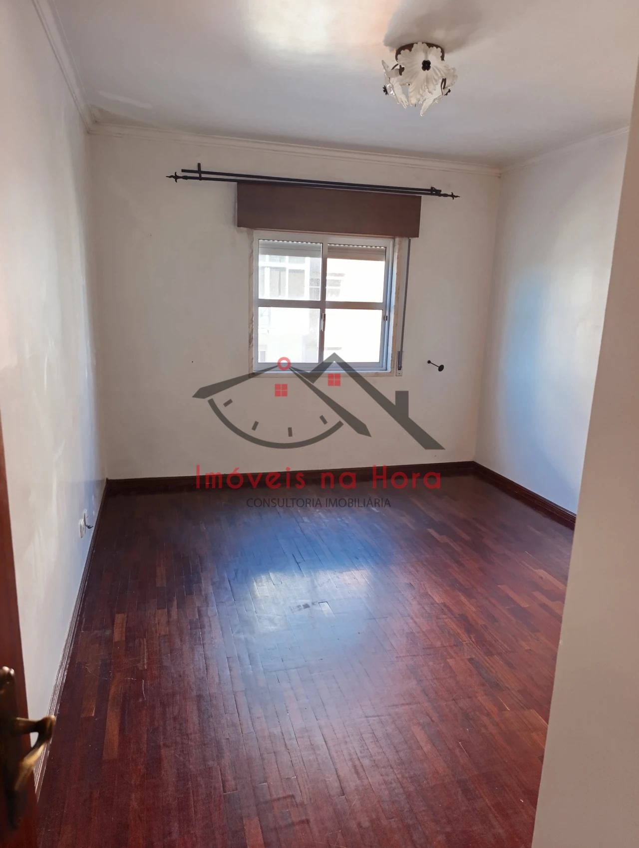 Apartamento T2 para Venda em Algueirão-Mem Martins Foto 3