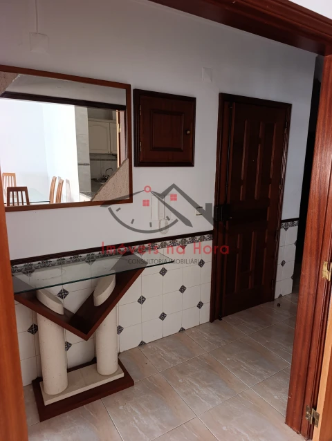 Apartamento T2 para Venda em Algueirão-Mem Martins