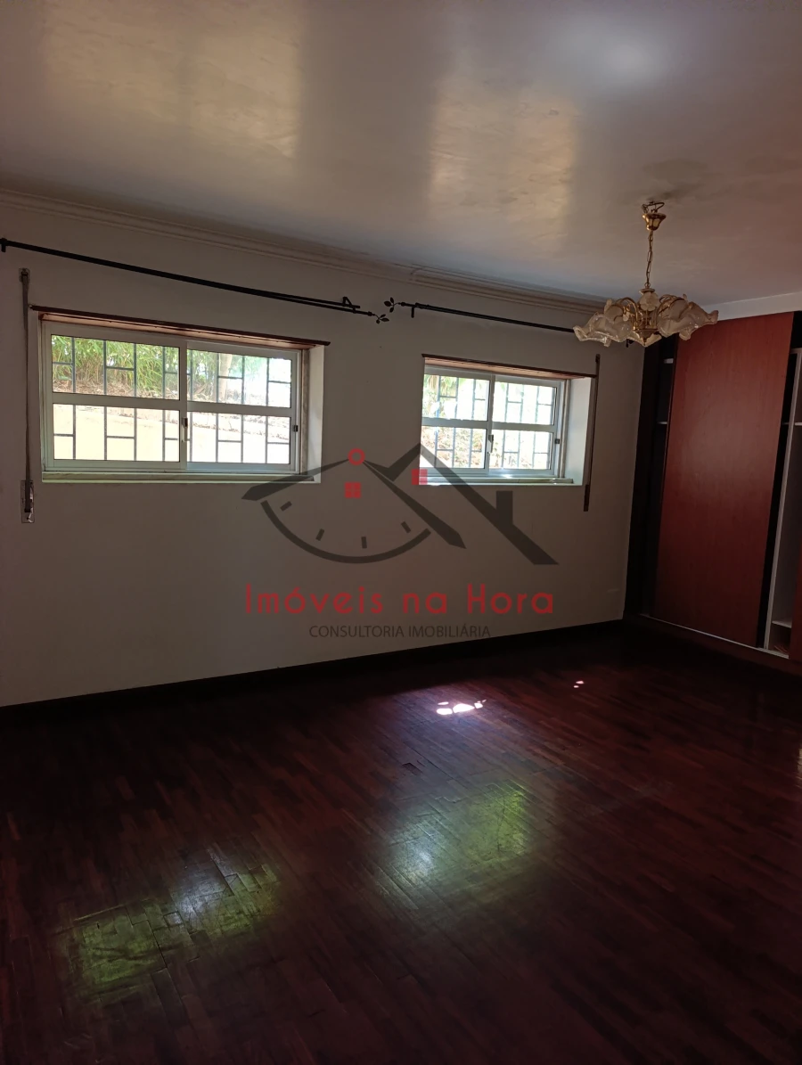 Apartamento T2 para Venda em Algueirão-Mem Martins Foto 11