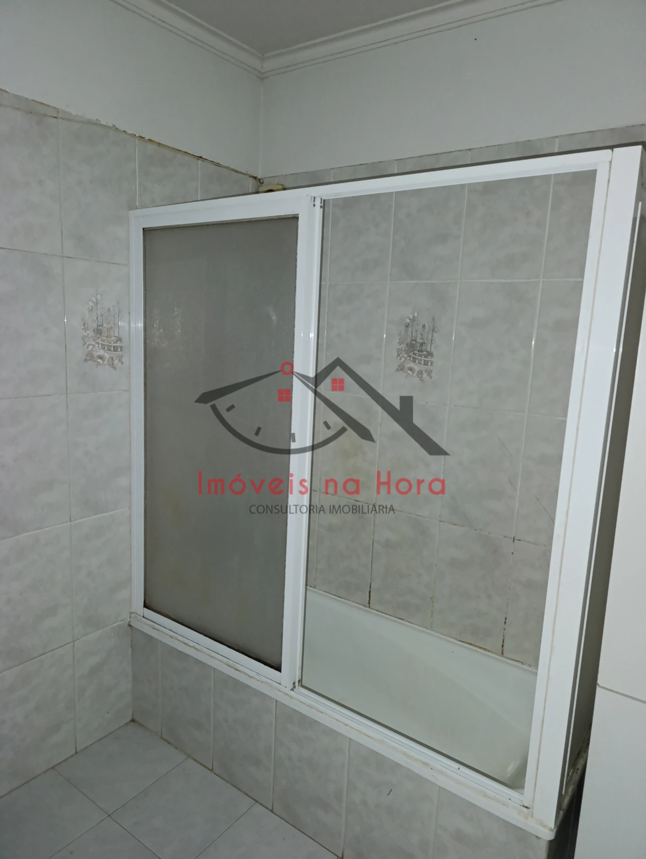 Apartamento T2 para Venda em Algueirão-Mem Martins Foto 16
