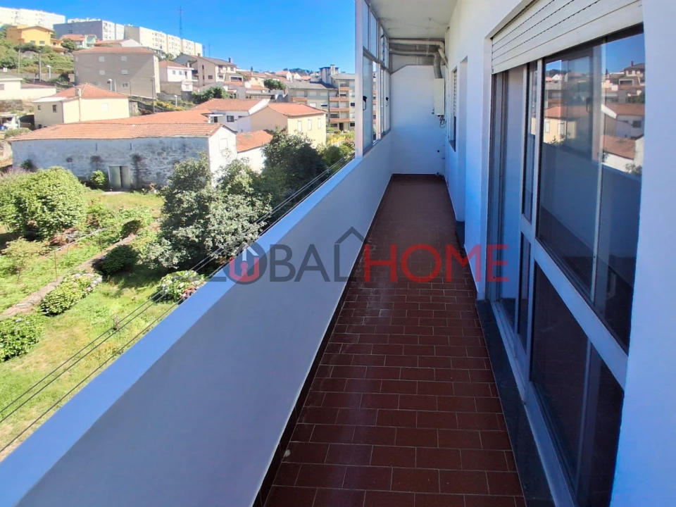 Apartamento T3 para Venda em Fânzeres e São Pedro da Cova Foto 7