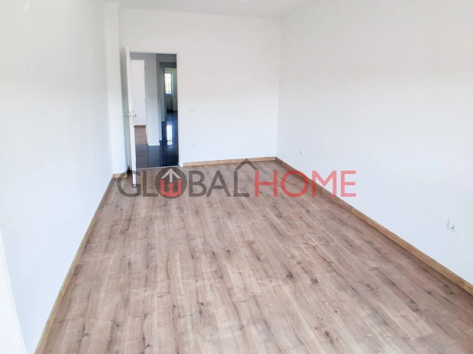 Apartamento T3 para Venda em Fânzeres e São Pedro da Cova Foto 17