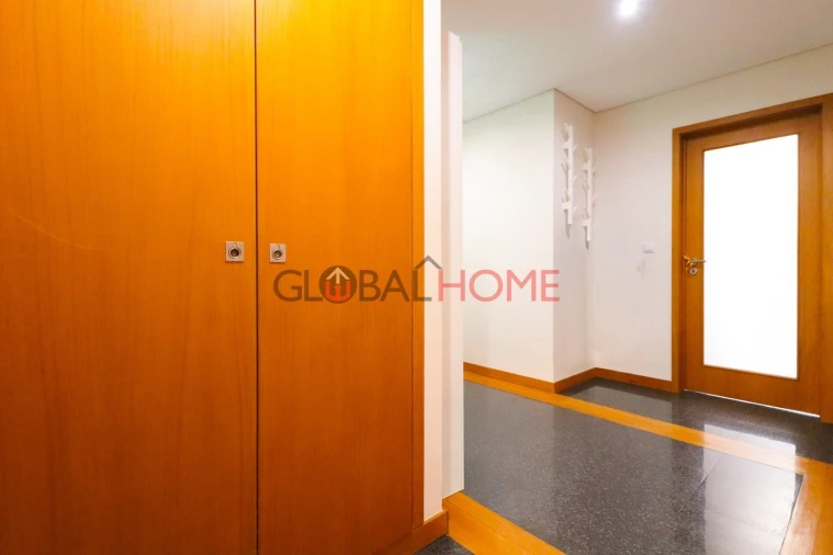 Apartamento T2 para Venda em Valongo Foto 19