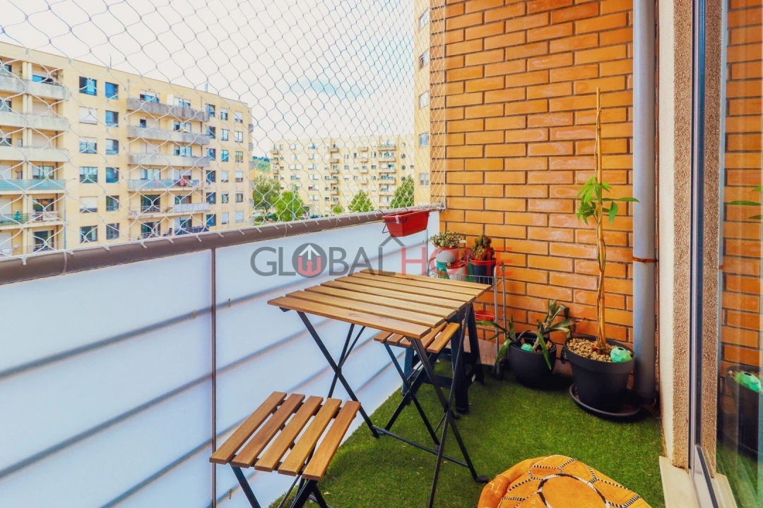 Apartamento T2 para Venda em Valongo Foto 16