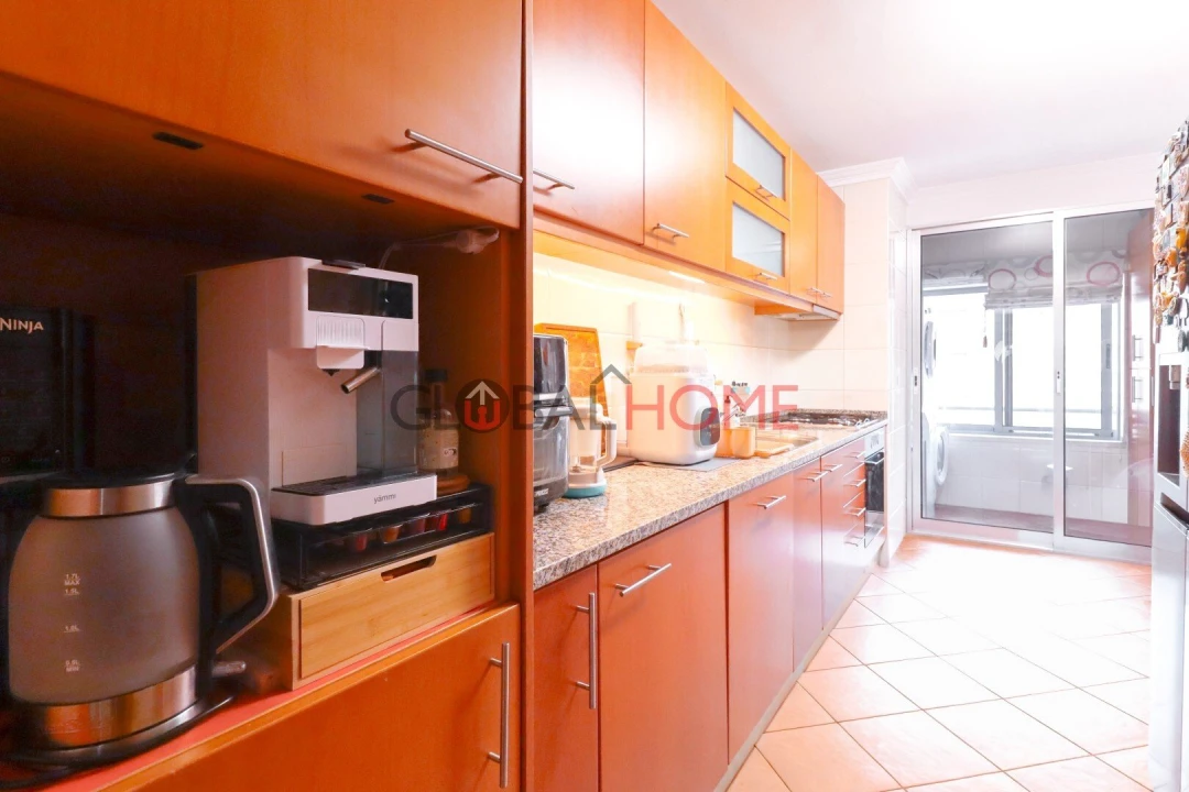 Apartamento T2 para Venda em Valongo Foto 2