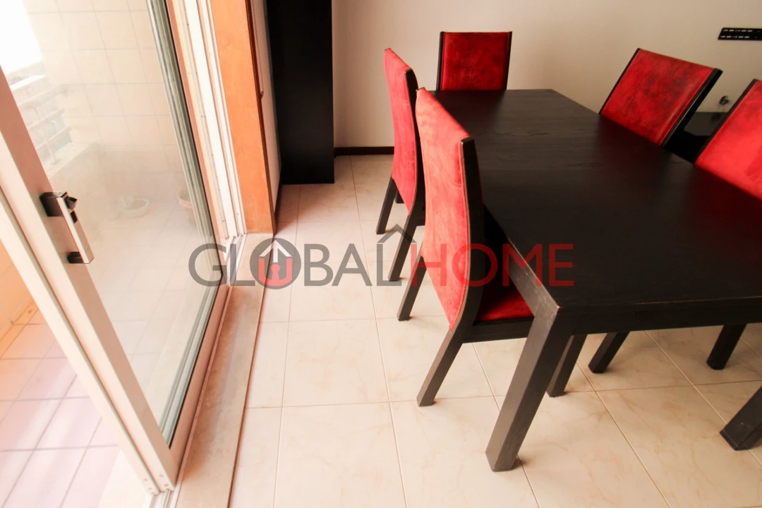 Apartamento T2 para Venda em Rio Tinto Foto 6