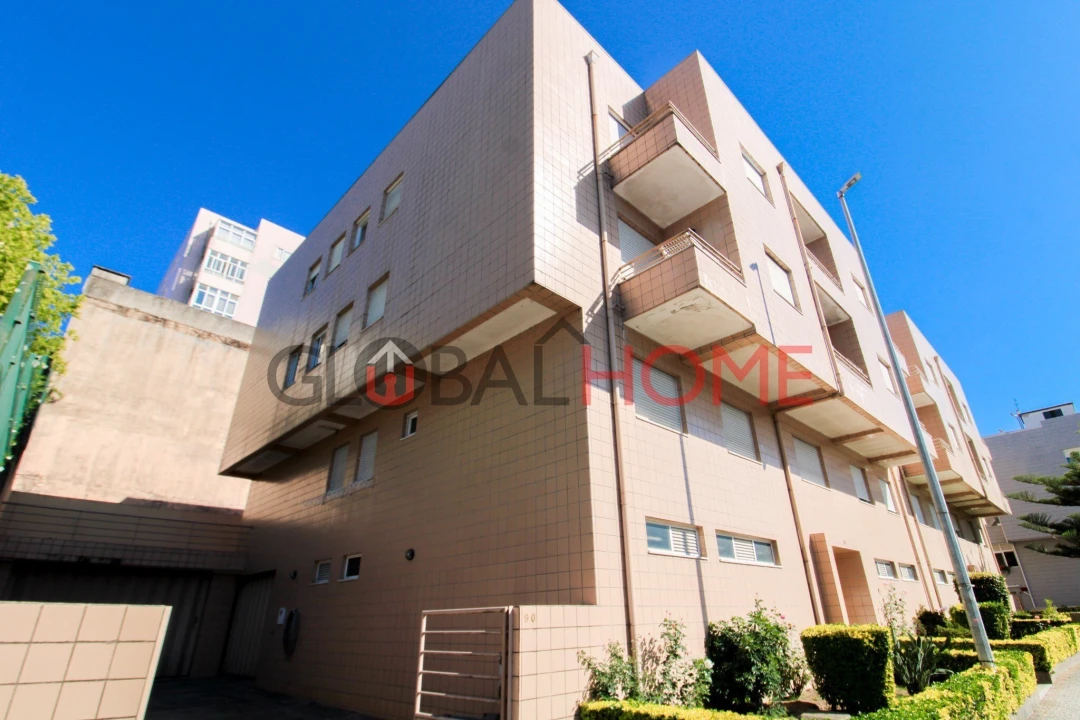 Apartamento T2 para Venda em Rio Tinto Foto 1