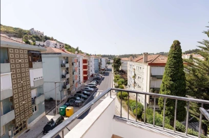 Apartamento T2 para Venda em Camarate, Unhos e Apelação