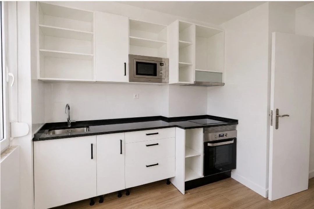 Apartamento T2 para Venda em Camarate, Unhos e Apelação Foto 11