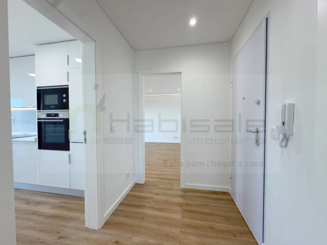 Apartamento T2 para Venda em Carcavelos e Parede Foto 5