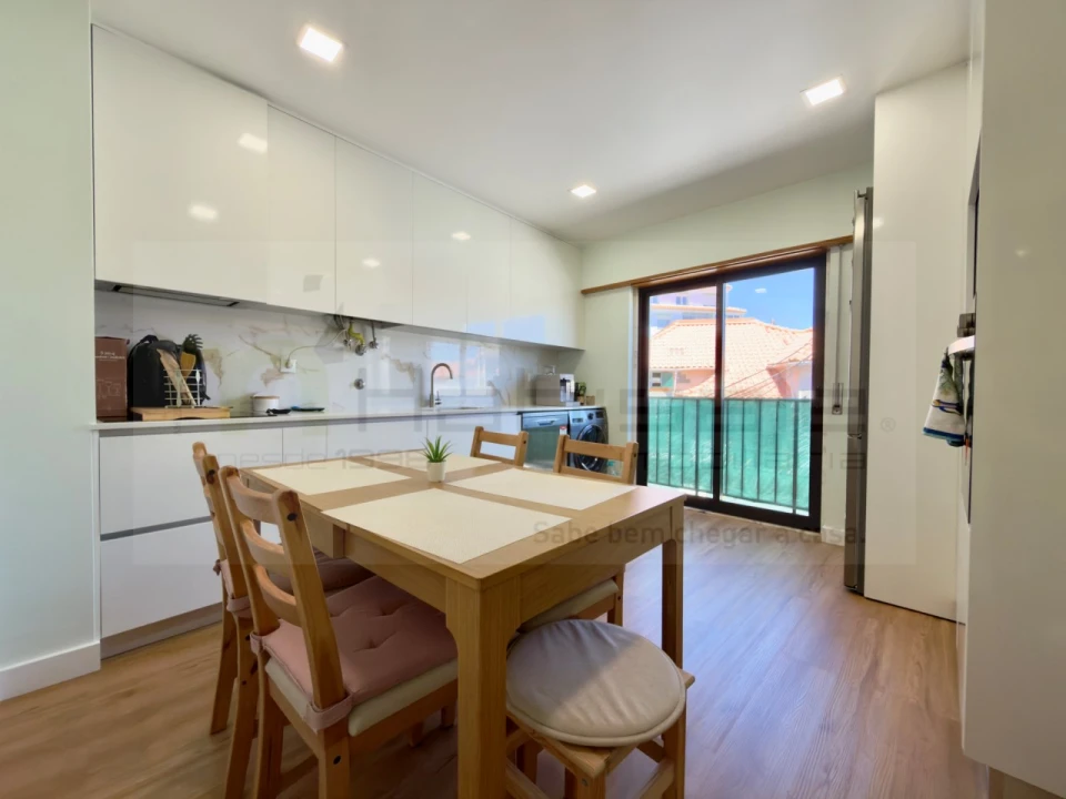 Apartamento T2 para Venda em Algueirão-Mem Martins Foto 7