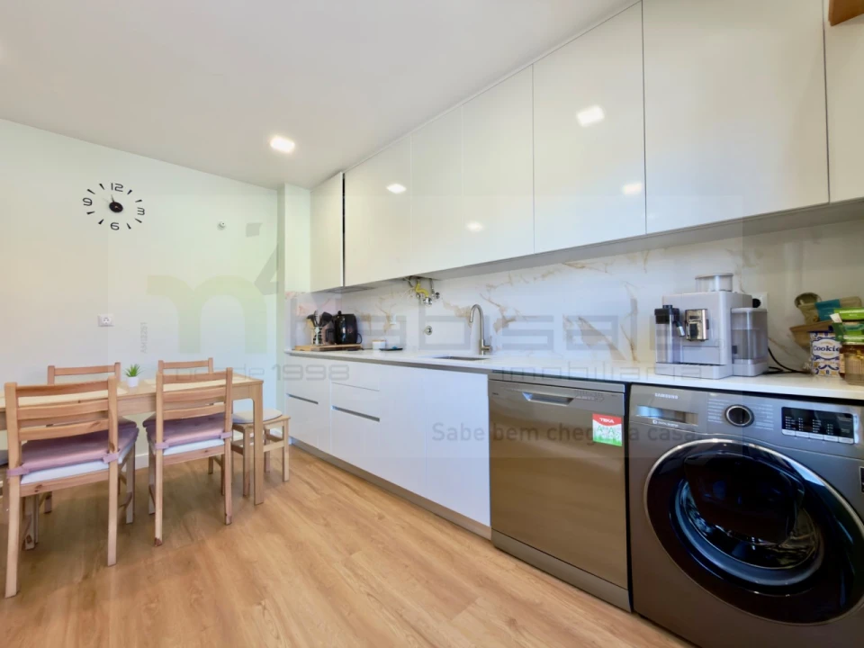 Apartamento T2 para Venda em Algueirão-Mem Martins Foto 10