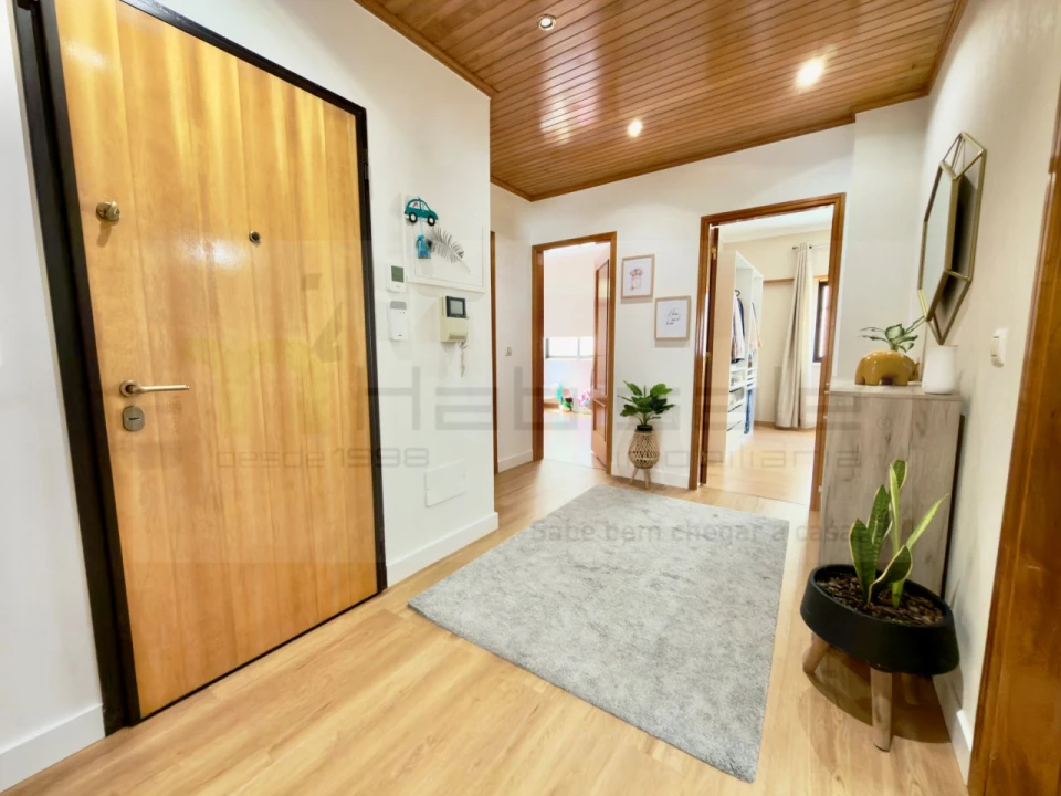 Apartamento T2 para Venda em Algueirão-Mem Martins Foto 13