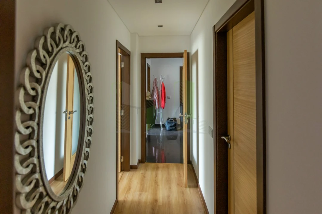 Apartamento T2 para Arrendamento em São Pedro Foto 17