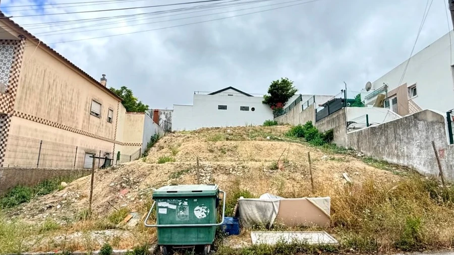 Terreno para Venda em Vialonga