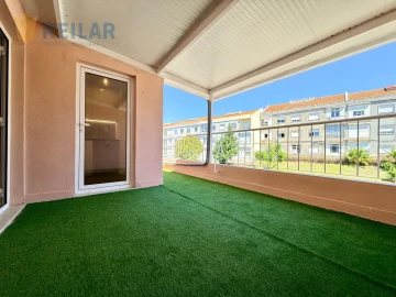 Apartamento T2 para Venda em Queluz e Belas