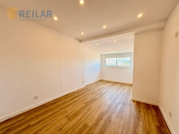 Apartamento T2 para Venda em Queluz e Belas