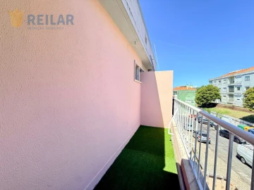 Apartamento T2 para Venda em Queluz e Belas