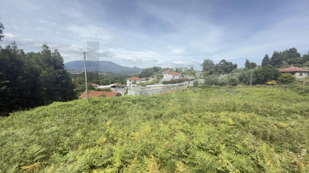 Terreno para Venda em Geraz do Lima (Santa Maria, Santa Leocádia, Moreira), Deão Foto 12