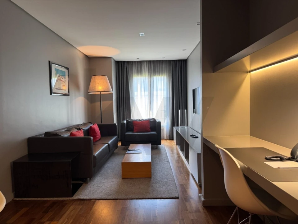Apartamento T1 para Venda em Santo António Foto 7