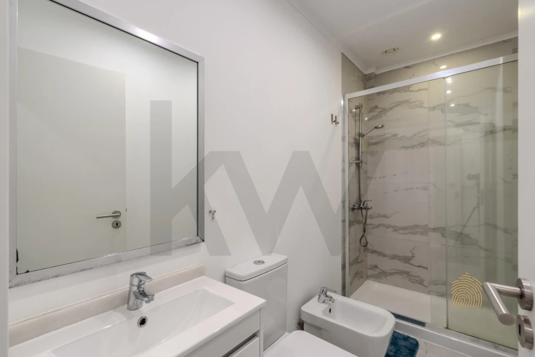 Apartamento T2 para Venda em Algés, Linda-A-Velha e Cruz Quebrada-Dafundo Foto 11