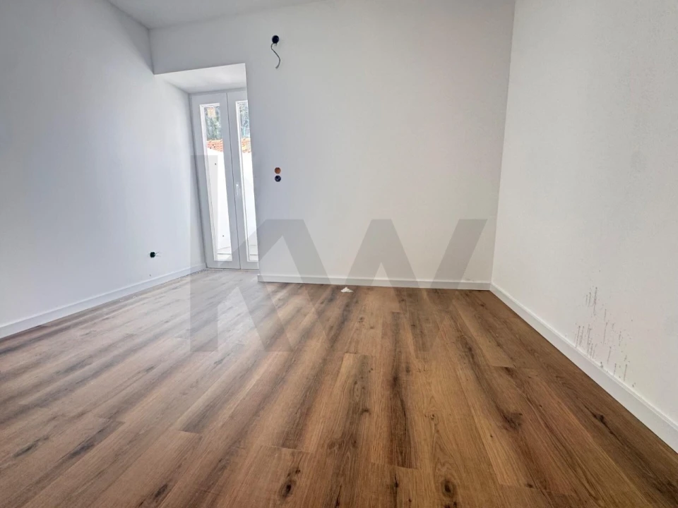 Moradia T2 para Venda em Póvoa de Santa Iria e Forte da Casa Foto 7