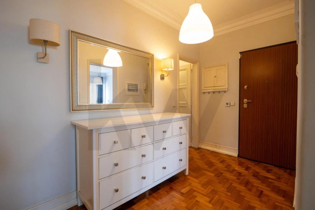 Apartamento T3 para Venda em Beato Foto 1