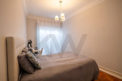 Apartamento T3 para Venda em Beato