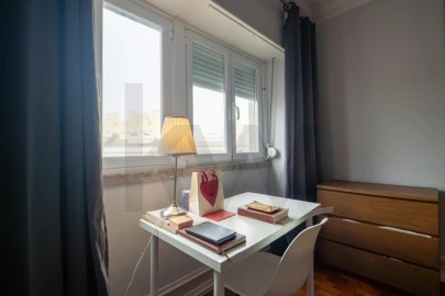 Apartamento T3 para Venda em Beato