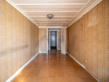 Apartamento T8 para Venda em Santa Maria Maior