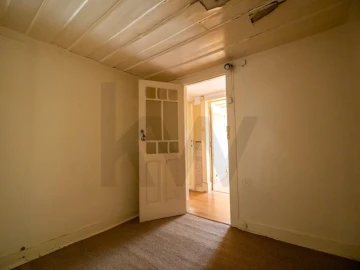 Apartamento T8 para Venda em Santa Maria Maior