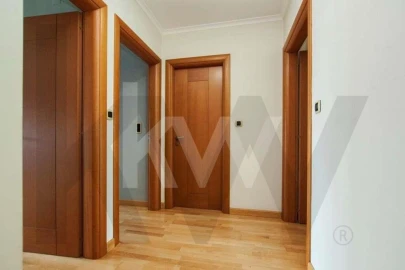 Apartamento T3 para Venda em Marvila
