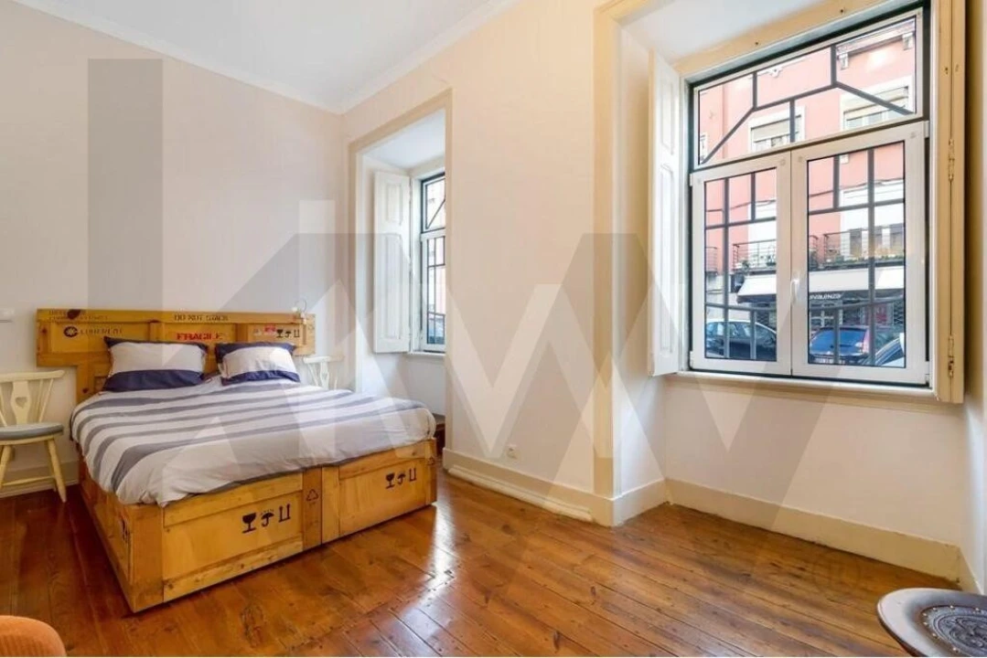 Apartamento T4 para Venda em Campo de Ourique Foto 1