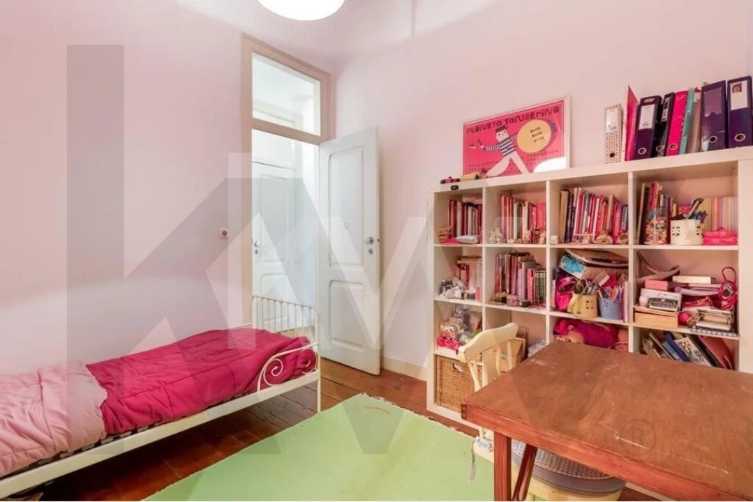 Apartamento T4 para Venda em Campo de Ourique Foto 7