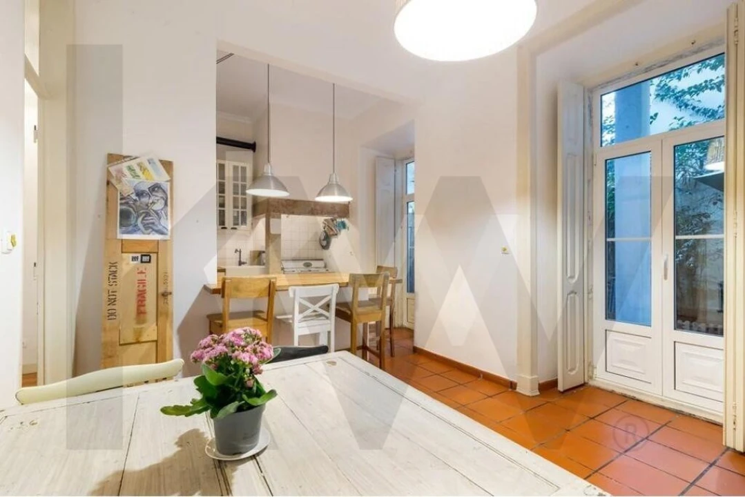 Apartamento T4 para Venda em Campo de Ourique Foto 22