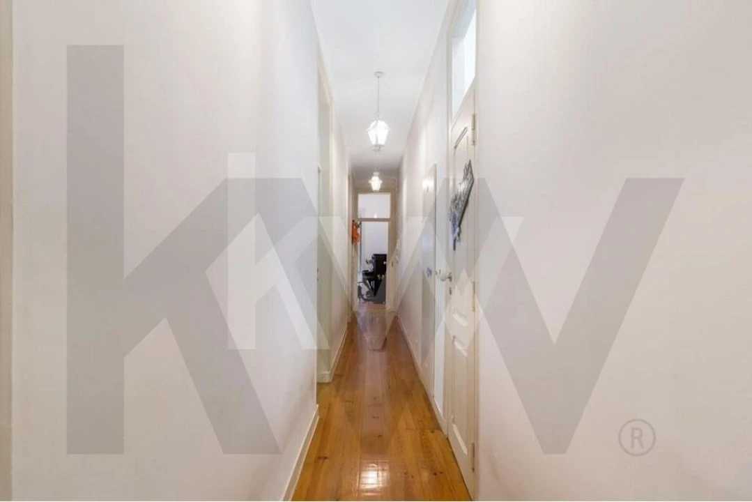 Apartamento T4 para Venda em Campo de Ourique Foto 29