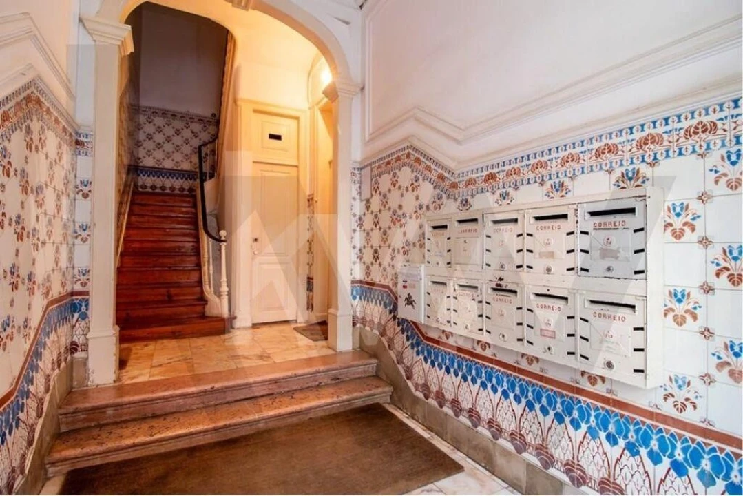 Apartamento T4 para Venda em Campo de Ourique Foto 34