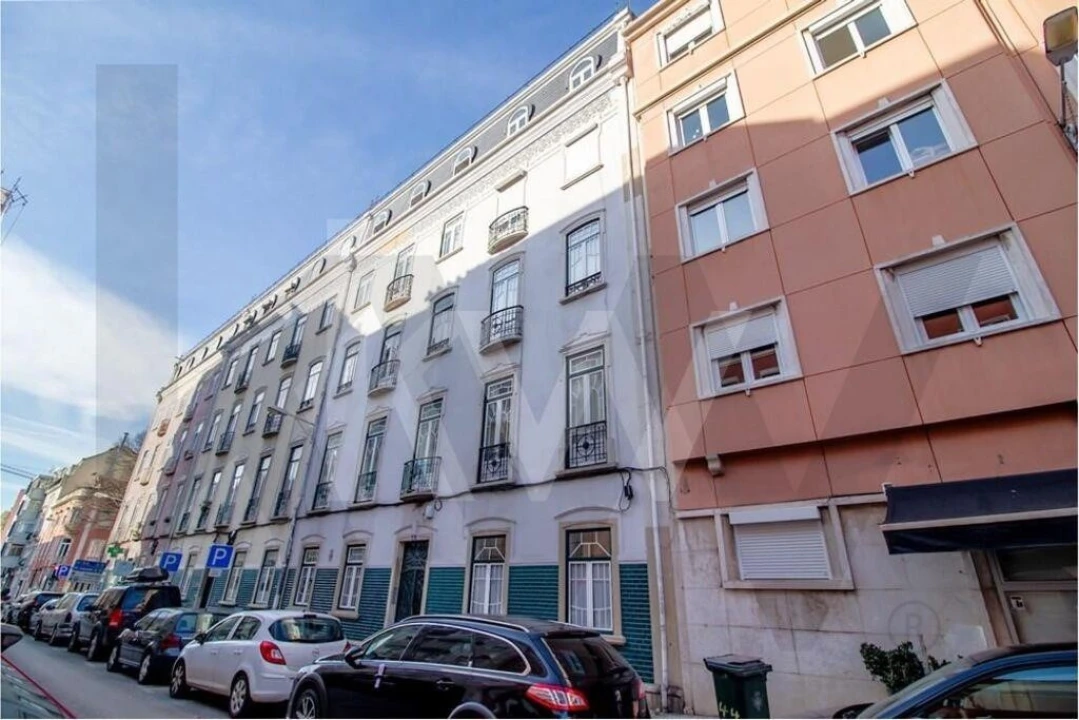 Apartamento T4 para Venda em Campo de Ourique Foto 37